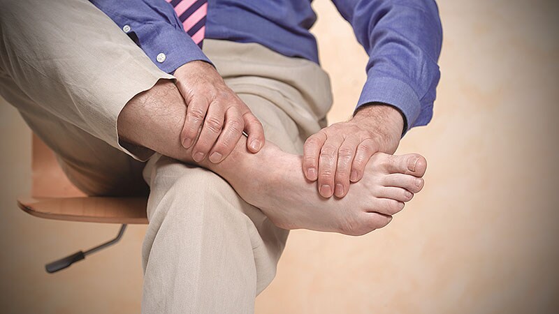 PRP Injections Don't Top Placebo for Ankle Osteoarthritis 1 PRP Injections Don't Top Placebo for Ankle Osteoarthritis