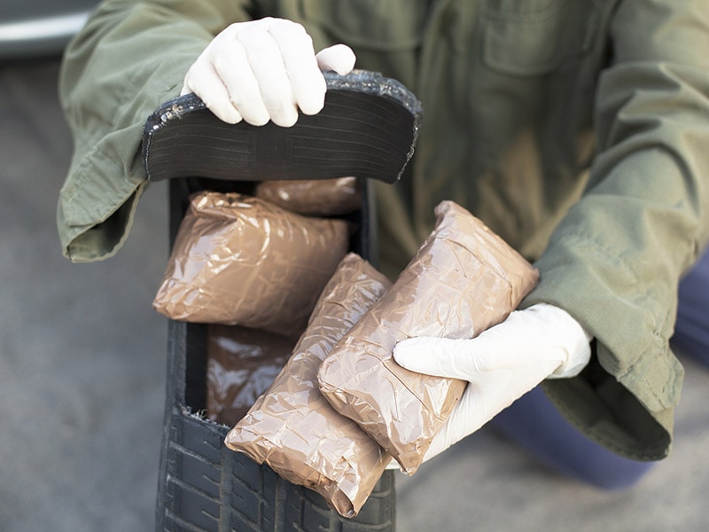 LowDose CT Reveals Drug Smugglers' Liquid Assets