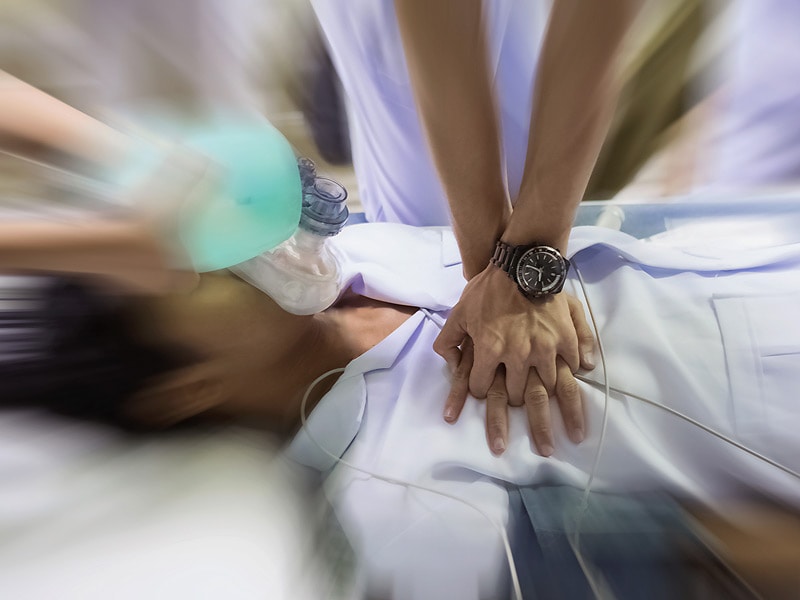 Clinicians Find Solace in Pausing After a Death