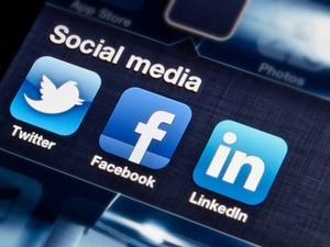 Parents' Social Media Use May Harm Kids, Researchers Warn