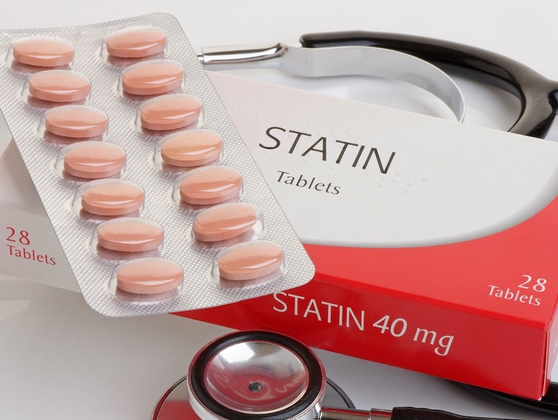 should diabetics take atorvastatin