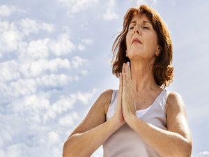 Mindfulness Eases Menopause Symptoms, Stress