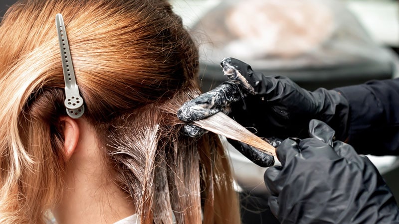 Programme de formation lié à moins d’eczéma des mains pour les coiffeurs