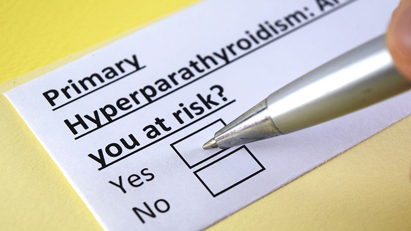 Parathyroidectomy does not preserve renal function in older people