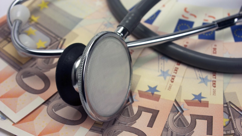 Les dépenses de santé personnelles augmentent en Italie