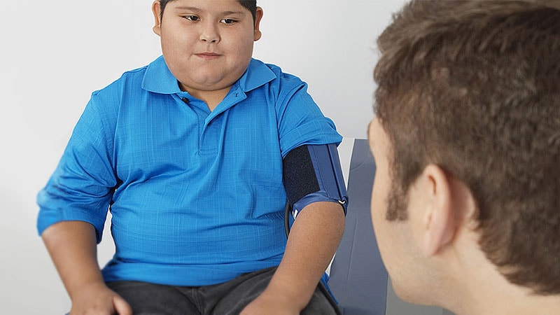 Les techniques comportementales aident les enfants obèses et leurs familles