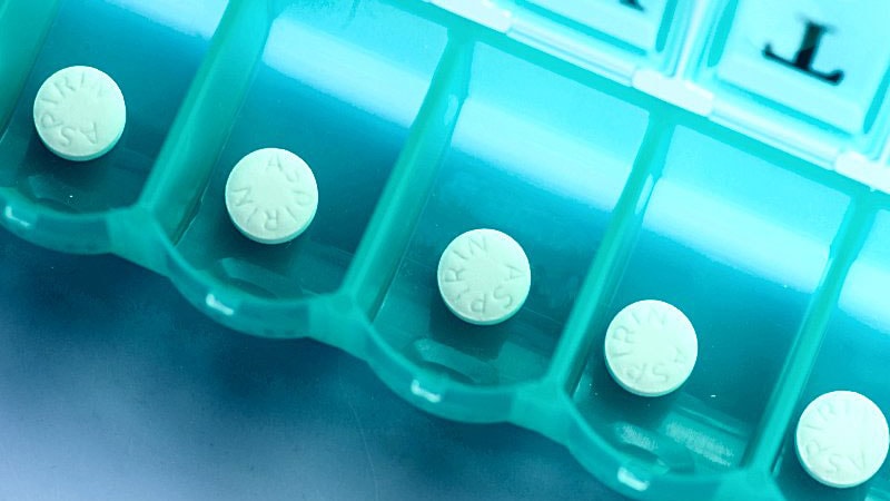 L’aspirine quotidienne mise au défi pour prévenir les premiers AVC