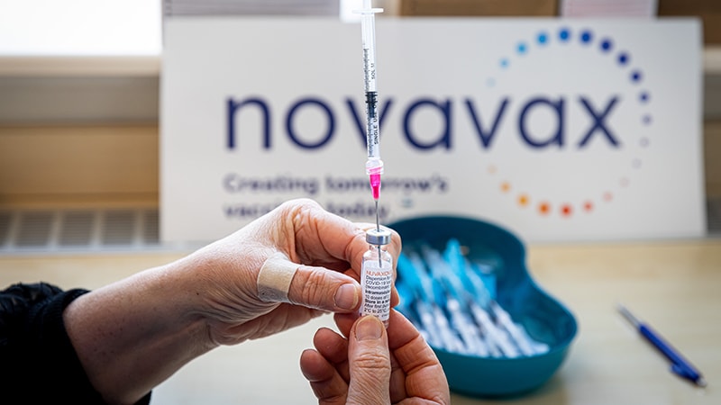 Le panel de la FDA soutient fermement le vaccin Novavax COVID à base de protéines