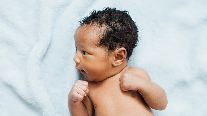 Le risque de décès double pour les nourrissons noirs atteints de TPL