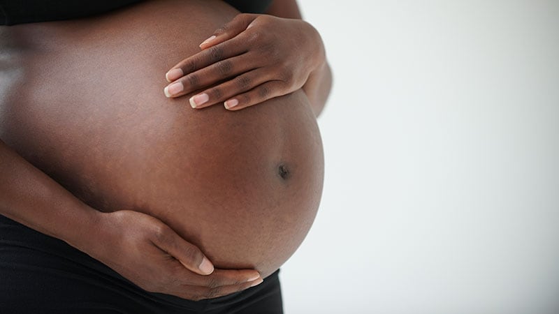 Les femmes noires et rurales du Sud manquent d’aide à la santé maternelle