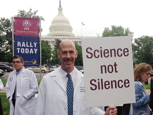 Physicians Depart From Conference to Rally on Capitol Hill