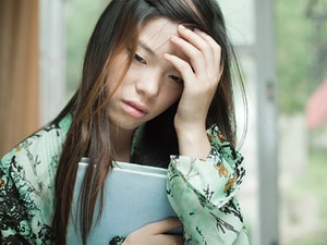 Fatigue, Mood Changes May Predict Onset of Pediatric Migraine