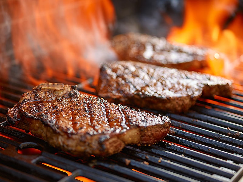 Grilled Meats, Fish Linked to Hypertension