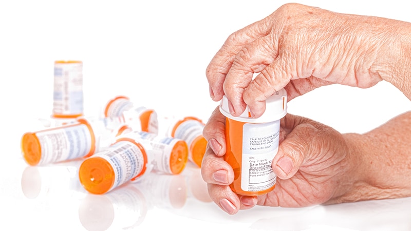 Statins Safe May Reduce CV Events In RA   Is 190415 Rheumatoid Arthritis Pills 800x450 