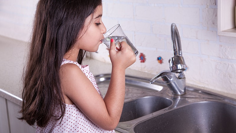 Many kids in the U.S. don't drink any water, study finds